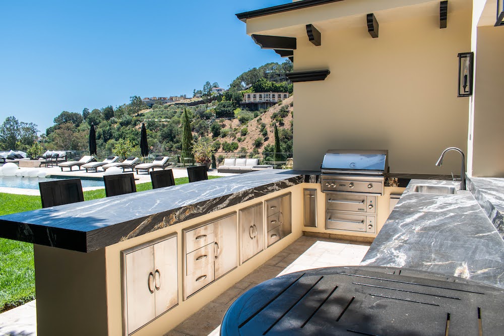 Custome Home in Beverly Hills - Exterior Kitchen