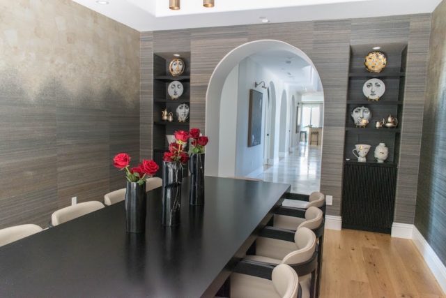 Custome Home in Beverly Hills - Dinning Room