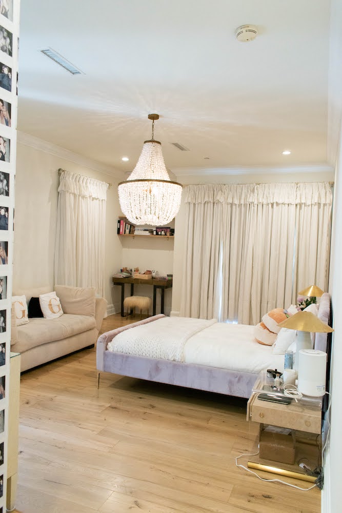 Custome Home in Beverly Hills - Kids Bedroom
