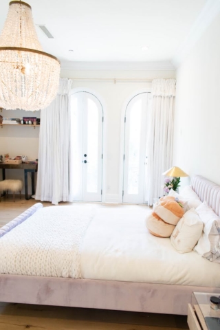 Custome Home in Beverly Hills - Kids Bedroom